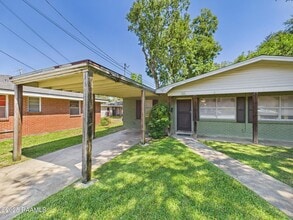 1618 W St Mary Blvd in Lafayette, LA - Building Photo - Building Photo