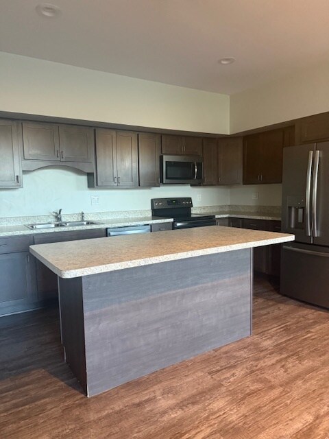 9210 Mariaville Rd, Unit 4 in Pattersonville, NY - Foto de edificio