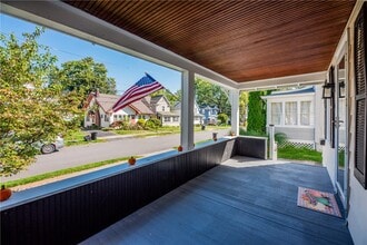 116 W Spruce St in East Rochester, NY - Building Photo - Building Photo