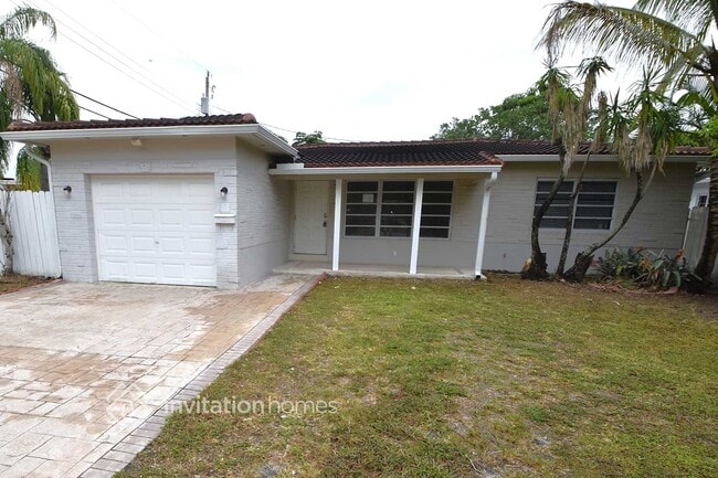 property at 1313 N Park Rd