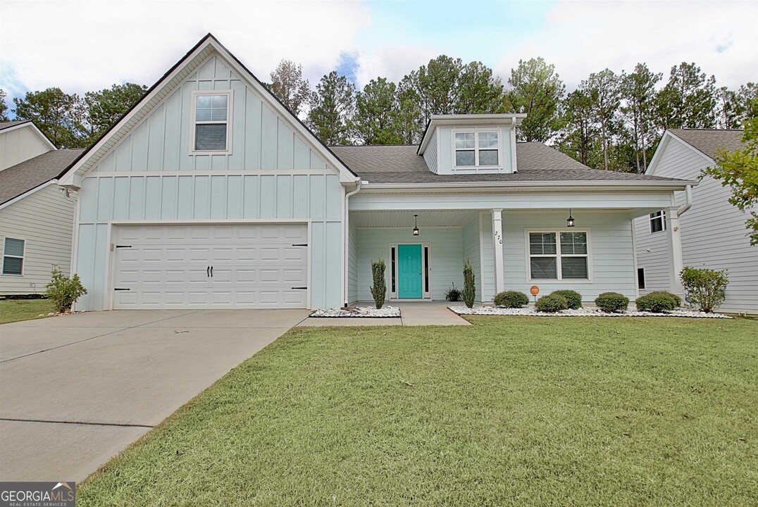 270 S Ridge in Senoia, GA - Foto de edificio