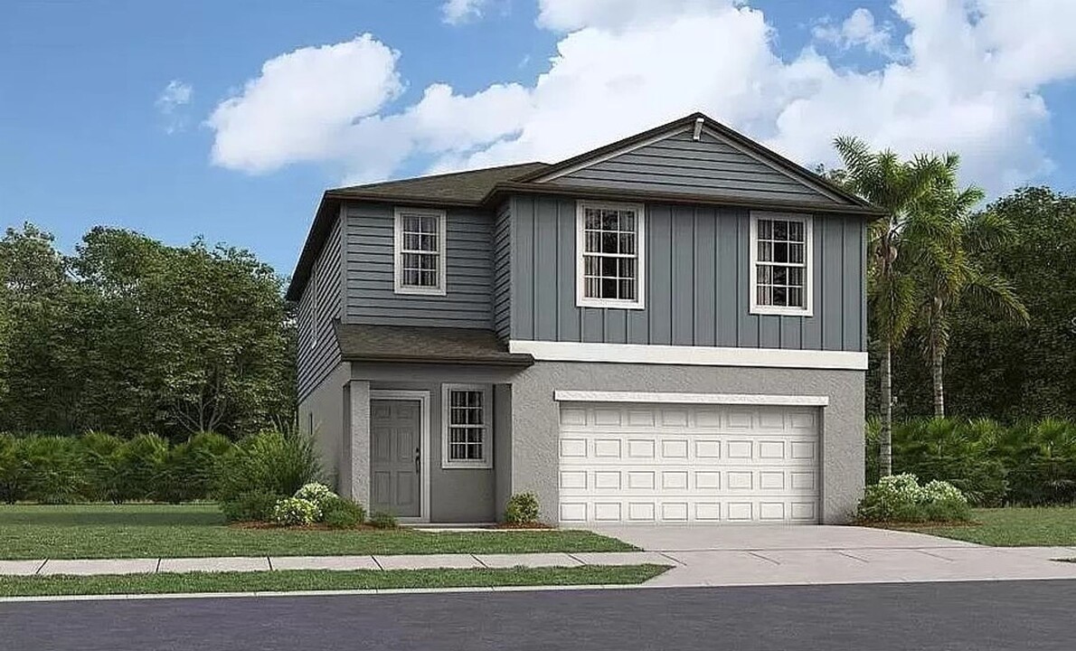 2583 Leonia Ln in Zephyrhills, FL - Building Photo