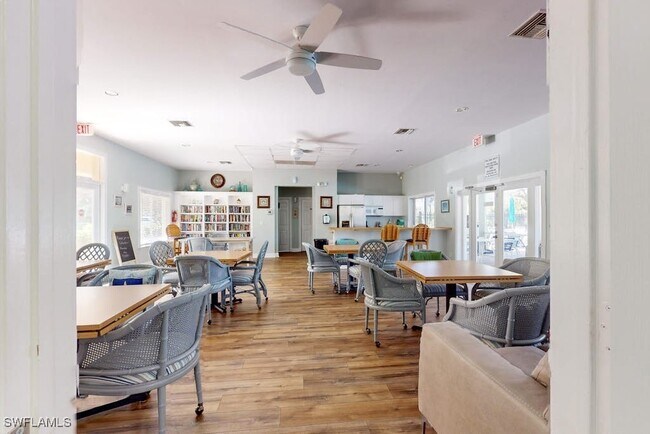 property at 350 Robin Hood Cir