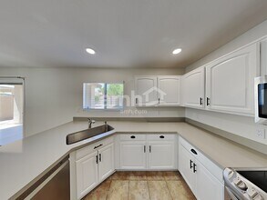 31352 N Shale Dr in Queen Creek, AZ - Building Photo - Building Photo