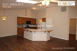 8114 109th St E in Puyallup, WA - Building Photo - Building Photo