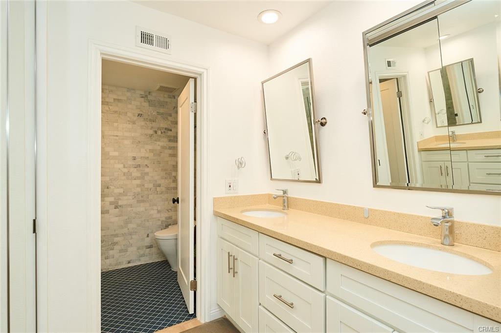 26 Spinnaker in Irvine, CA - Building Photo