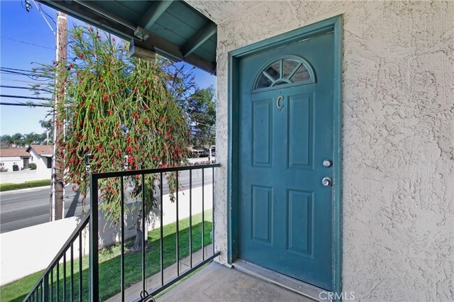 8711 Lomita Dr in Rancho Cucamonga, CA - Building Photo - Building Photo