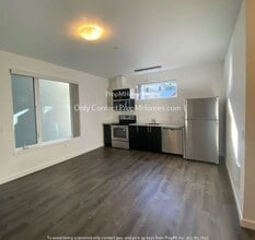 4485 NE Rodney Ave in Portland, OR - Building Photo - Building Photo