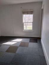 6220 Brooklyn Rd in Jackson, MI - Foto de edificio - Building Photo