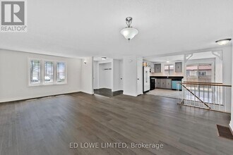 6 Argyle Rd in Barrie, ON - Building Photo - Building Photo