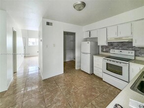 4011 Woodfern Dr in Orlando, FL - Foto de edificio - Building Photo