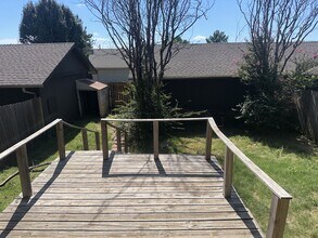 2202 Shadowridge Dr in Oklahoma City, OK - Building Photo - Building Photo