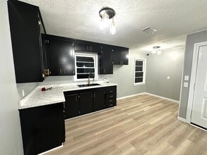 1427 48th Ave in Meridian, MS - Building Photo - Building Photo