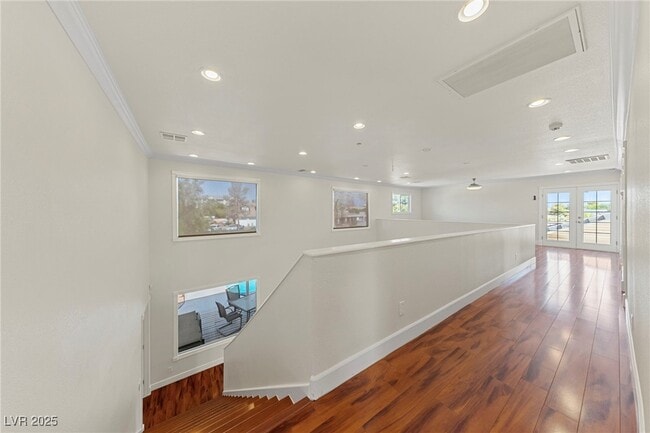 property at 144 E Robindale Rd