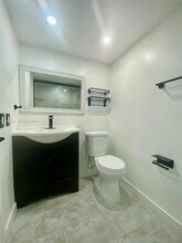 8975 Palm Tree Ln in Pembroke Pines, FL - Building Photo - Building Photo