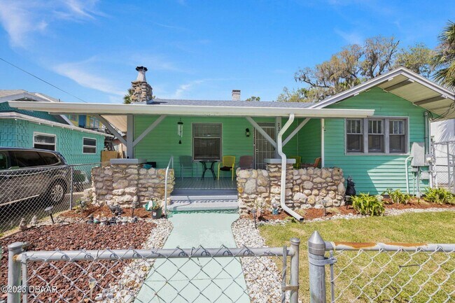 224 Taylor Ave in Daytona Beach, FL - Building Photo - Building Photo
