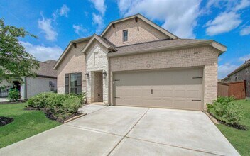4910 Morrison Dr in Manvel, TX - Building Photo - Building Photo