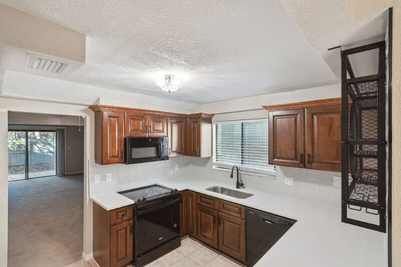 150 Pine Cone Trail in Ormond Beach, FL - Building Photo