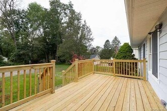 90 W Market St in Red Hook, NY - Building Photo - Building Photo