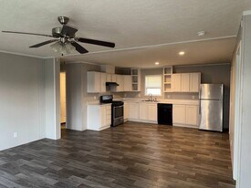 213 Avenue C in East Peoria, IL - Building Photo