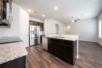 720 Friars Lndg Dr in Temple, TX - Building Photo - Building Photo