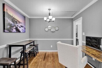 5516 Chenevert St in Houston, TX - Building Photo - Building Photo