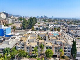 Regency Detroit Apartments in Los Angeles, CA - Building Photo