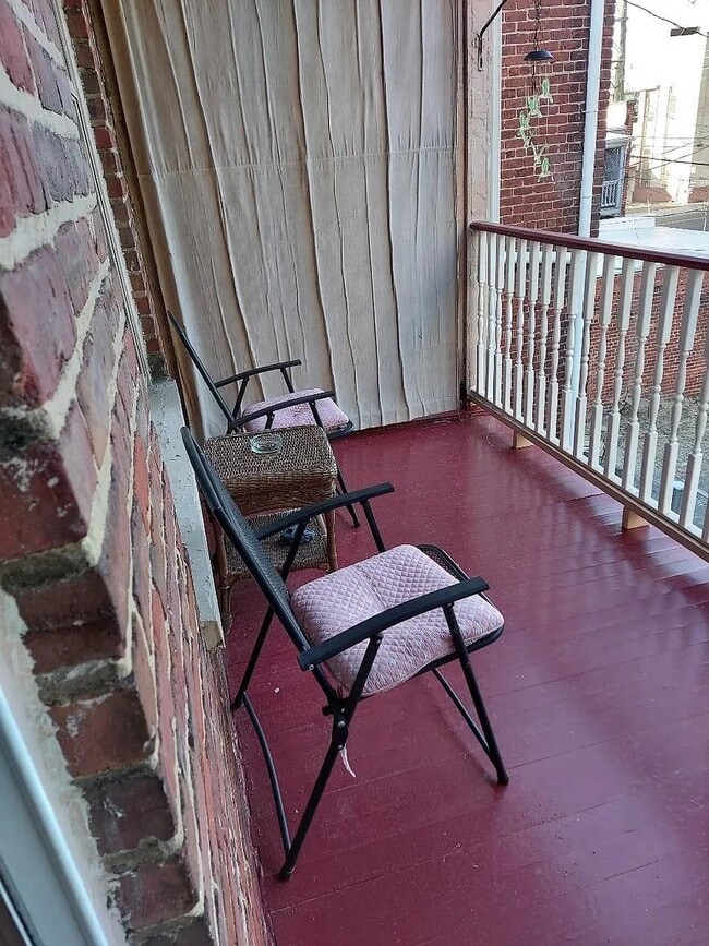 2512 W Grace St, Unit #4 in Richmond, VA - Building Photo - Building Photo