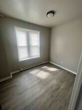 305 N Evans St in Pottstown, PA - Building Photo - Building Photo