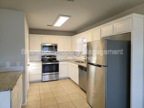 10145 Orchid Ln in Waco, TX - Foto de edificio - Building Photo