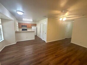 8510 Woodstone Dr in Austin, TX - Building Photo - Building Photo