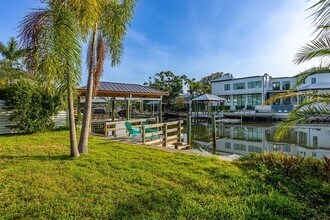 593 Marmora Ave in Tampa, FL - Building Photo - Building Photo