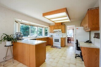 8082-8150 150 St in Surrey, BC - Building Photo - Building Photo