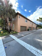 1065 SW 147th Ter in Pembroke Pines, FL - Building Photo - Building Photo