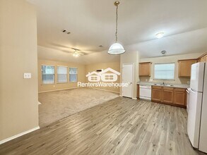 148 Spelt Ln in Dallas, TX - Building Photo - Building Photo