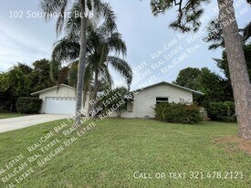 102 Southgate Blvd in Melbourne, FL - Building Photo