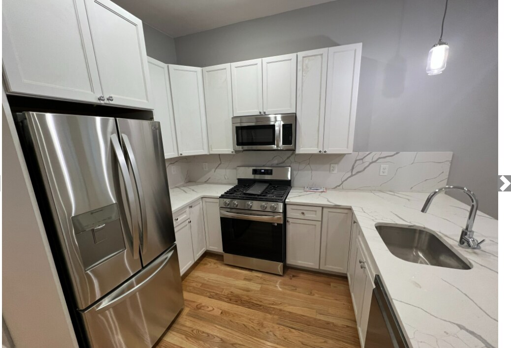 15 Harold St, Unit 2 in Somerville, MA - Foto de edificio