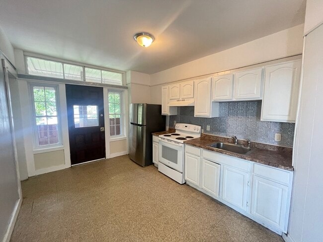 359 Water St in Fitchburg, MA - Building Photo - Building Photo