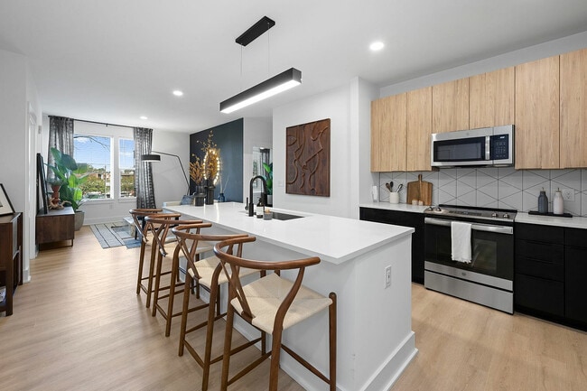 Elan LoSo in Charlotte, NC - Foto de edificio - Building Photo