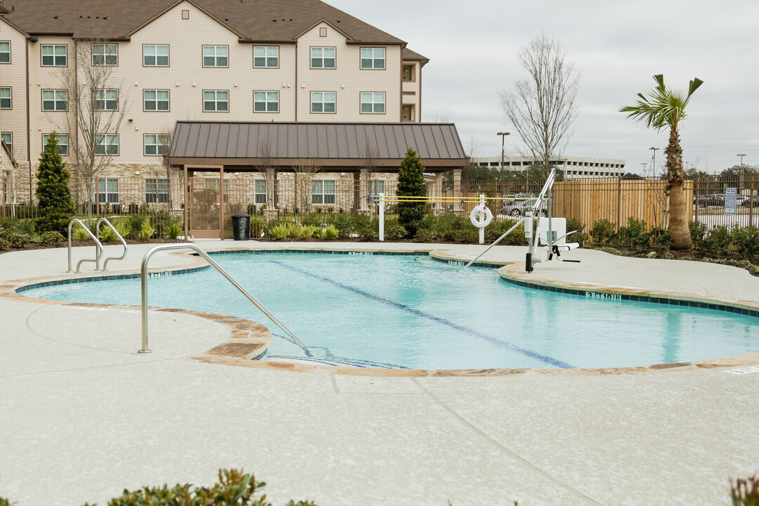 Stonebrook Senior Residences in Houston, TX - Building Photo