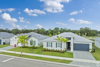 Oleander Oaks in Fort Pierce, FL - Building Photo - Building Photo