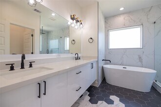 4102 Alice St in Houston, TX - Building Photo - Building Photo