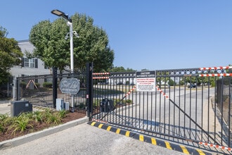 Forest Lake Apartments in Florence, SC - Foto de edificio - Building Photo