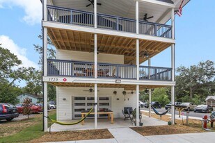 1720 Airport Dr in Tallahassee, FL - Building Photo