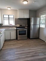 1820 Meadowlark Ln in Denison, TX - Building Photo