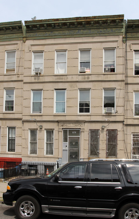 787 Sterling Pl in Brooklyn, NY - Building Photo