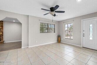 1702 Carolina Ave in Ormond Beach, FL - Building Photo - Building Photo