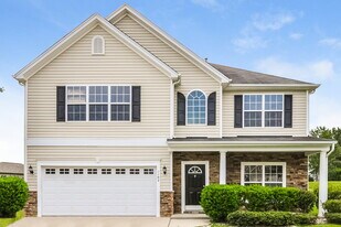 1102 Braemar Highland Dr in Zebulon, NC - Building Photo