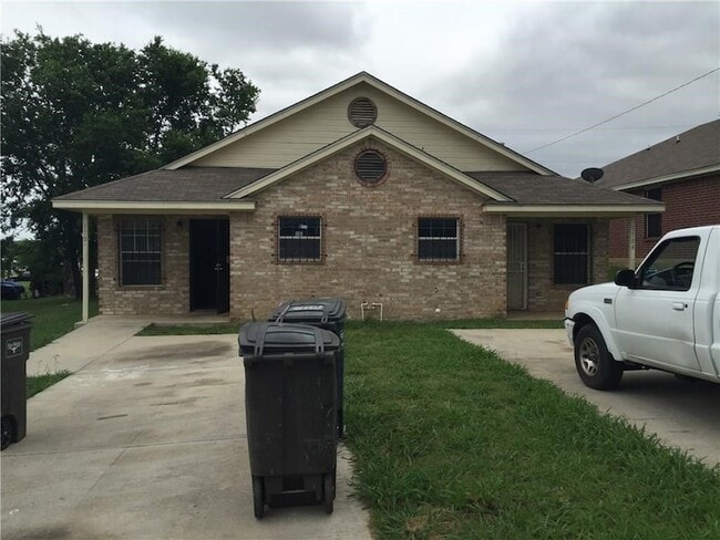 property at 1504 E Mulkey St