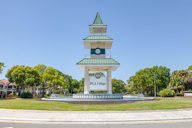 8243 Mulligan Cir in Port St. Lucie, FL - Building Photo - Building Photo